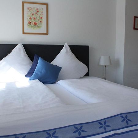 Galerie Riesling Hotel Trittenheim Bagian luar foto