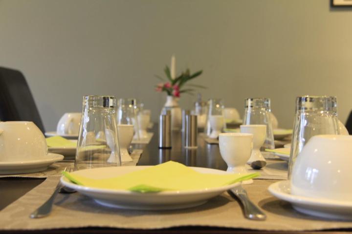 Galerie Riesling Hotel Trittenheim Bagian luar foto